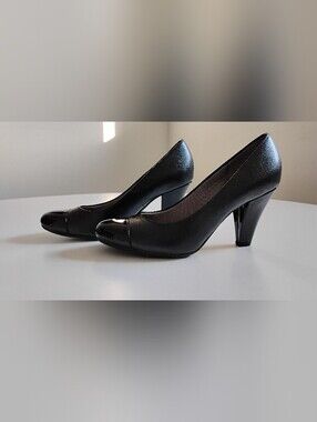 🌱Naturalizer Vegan Black Synthetic Pumps 6 1/2 US